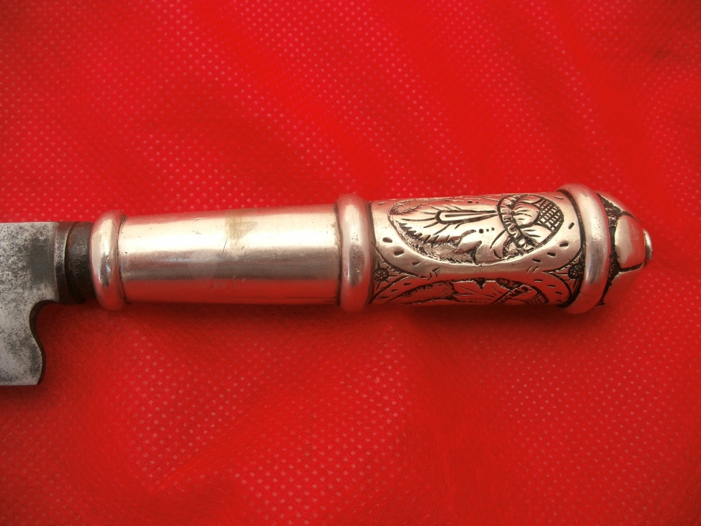 ) Broqua & Scholberg