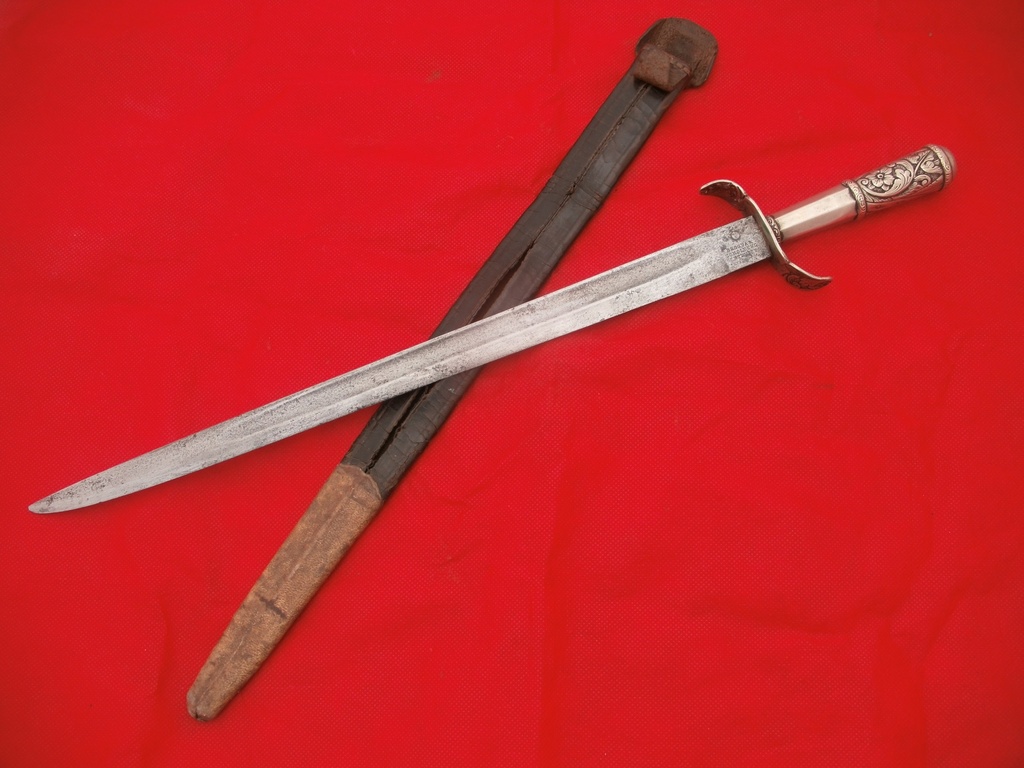 ) Broqua & Scholberg